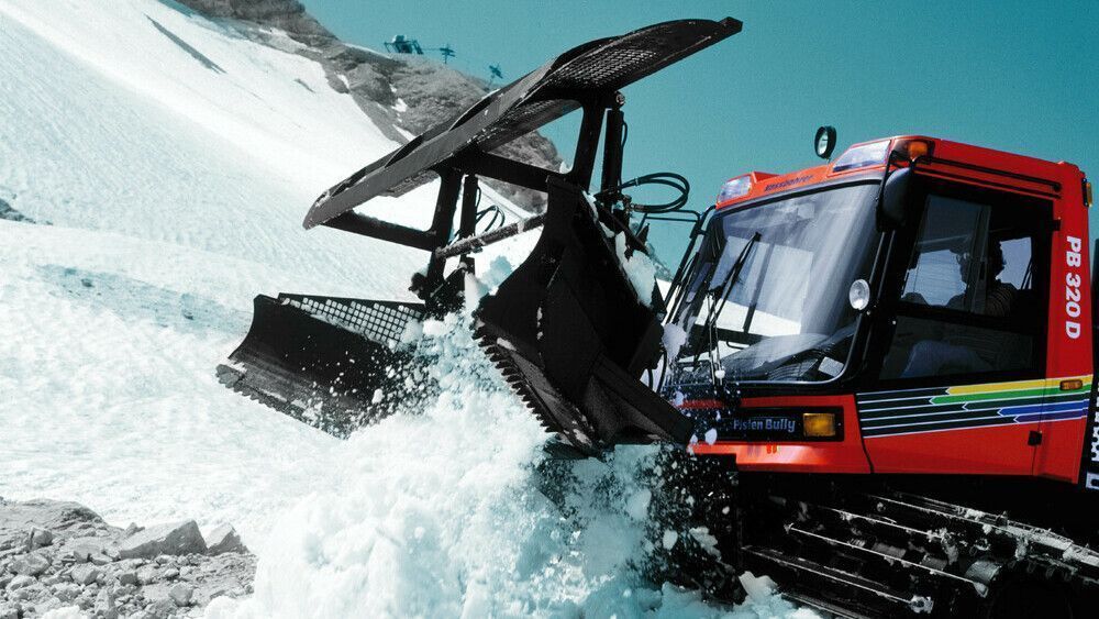PistenBully Räumschildlader